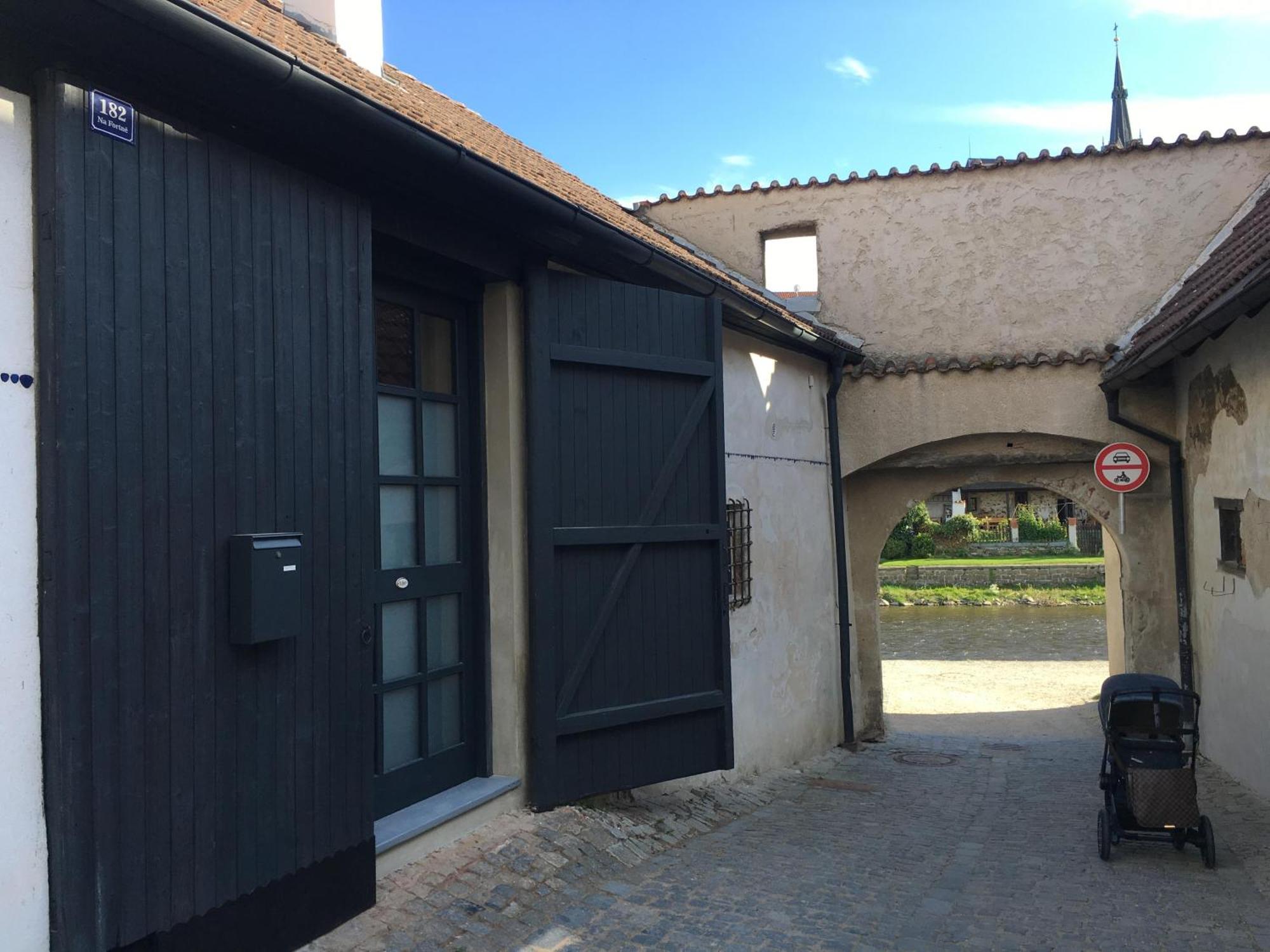 Apartman Atelier Paral Český Krumlov المظهر الخارجي الصورة